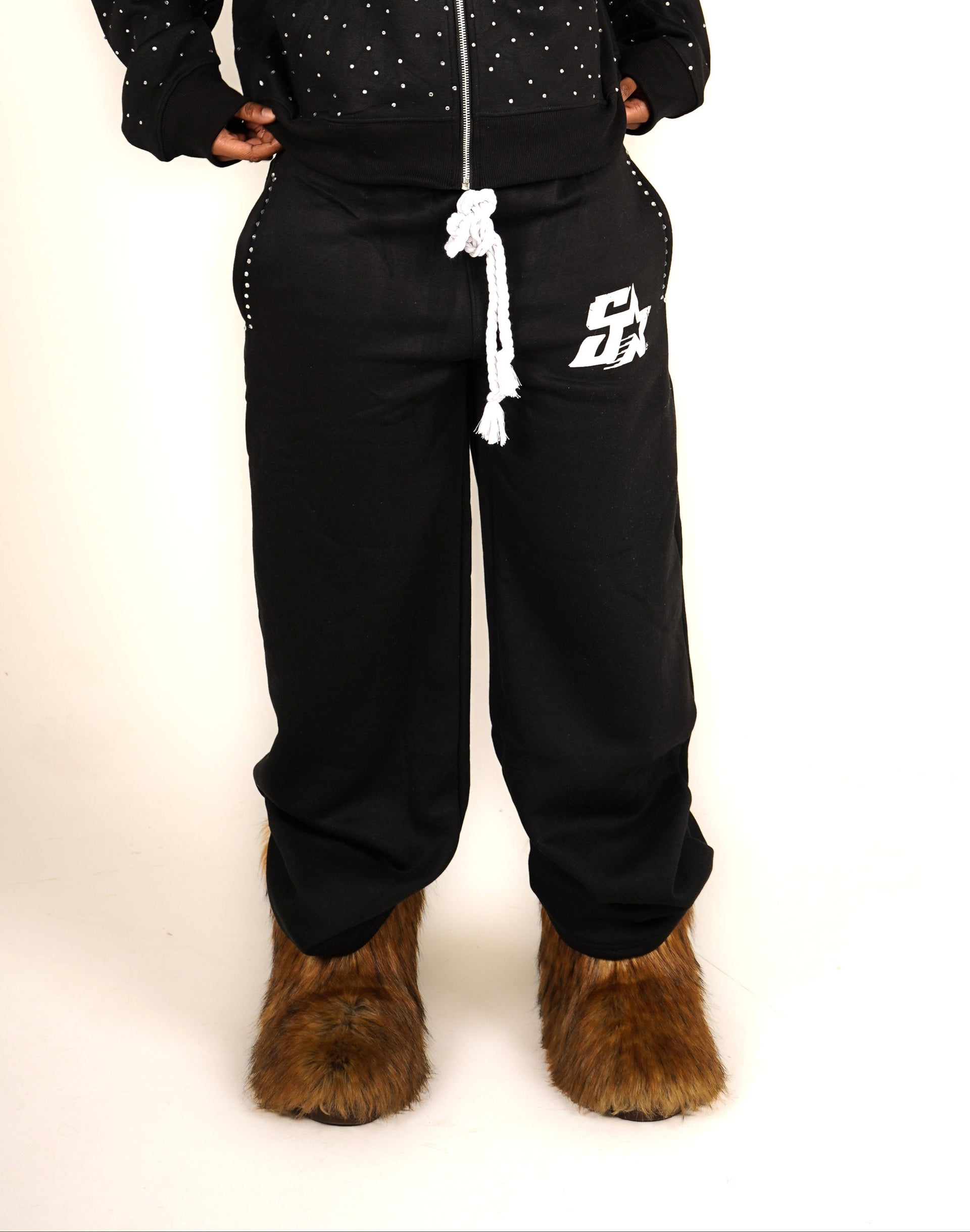 FOREVER FIVE SWEATPANTS BLACK